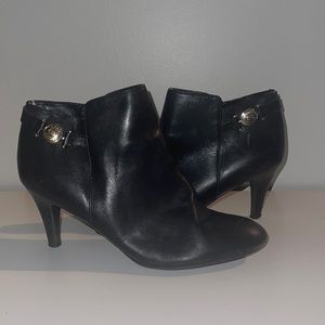 black tommy Hilfiger booties